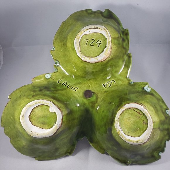 Vintage 1960s California Pottery Candy/Nut 3 Section Serving Dish #724 GreenLeaf - Picture 3 of 6